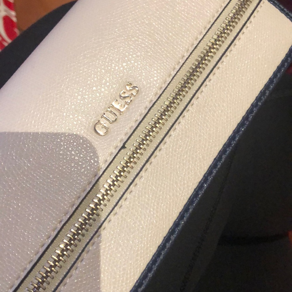 Guess wallet